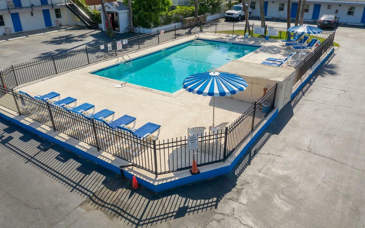 Royal Palms Motel Tybee Island Εξωτερικό φωτογραφία